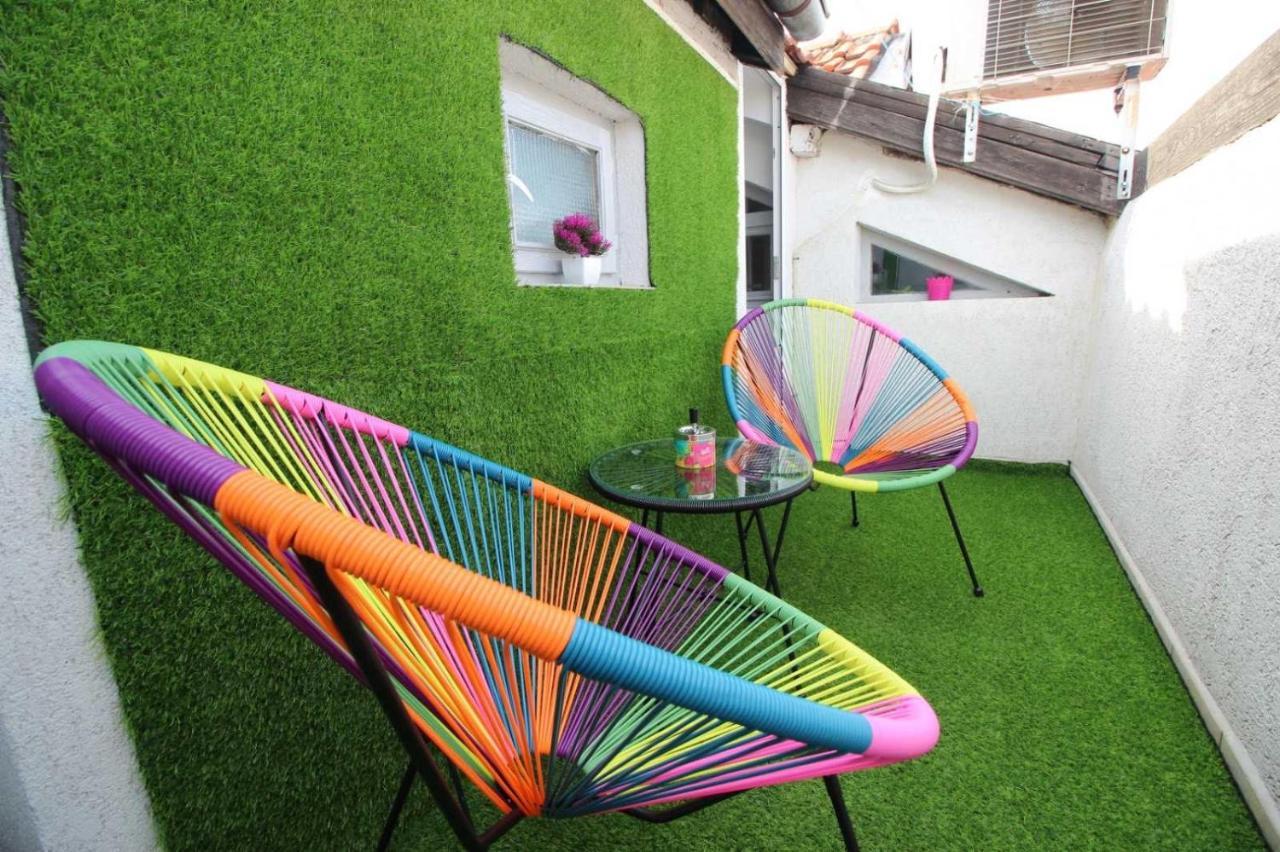 Apartment Happy Holiday Lazur Burgas Exterior foto